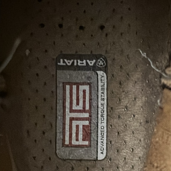 Ariat Heritage Roughstock Western Boot - Gently Worn - Like New - Picture 7 of 8